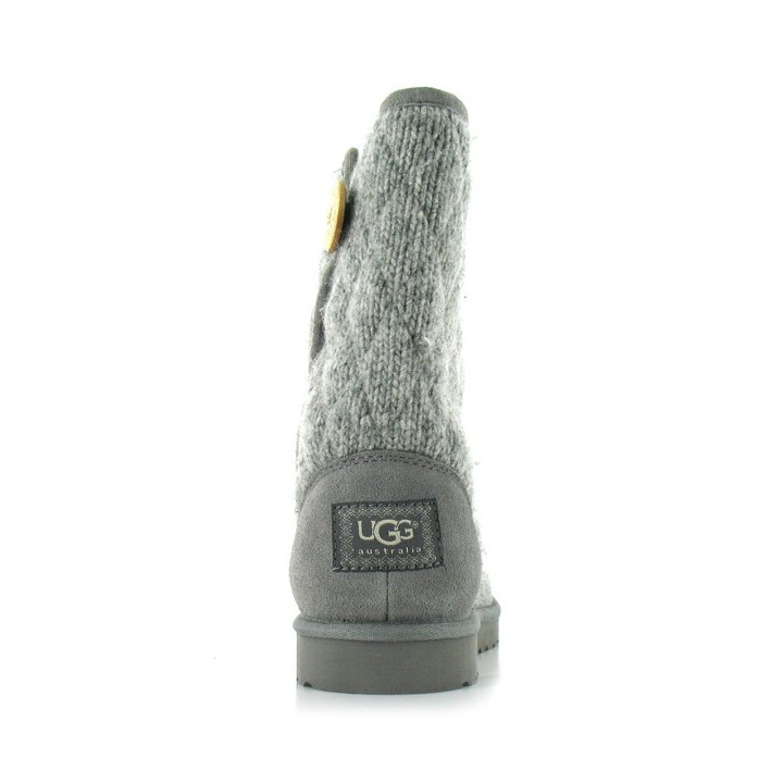 Boots femme UGG Mountain Quilted Short