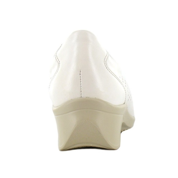chaussures femme pieds sensibles Finn Comfort Antibles