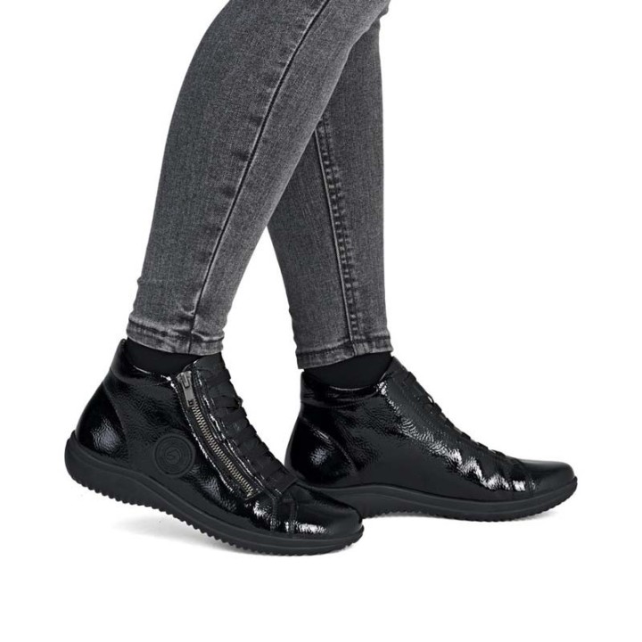 baskets hautes noires femme confortable Remonte D1E70